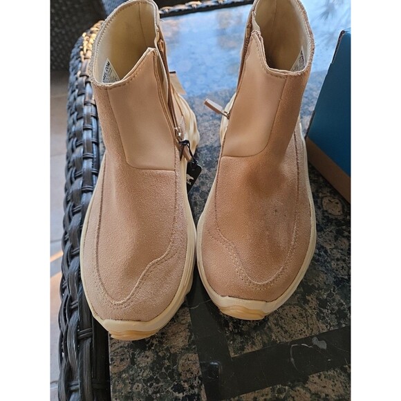 Sorel Kinetic Breakthru Acadia Size 6 Waterproof Sneaker Boot Tawny Buff Womens - Picture 9 of 13